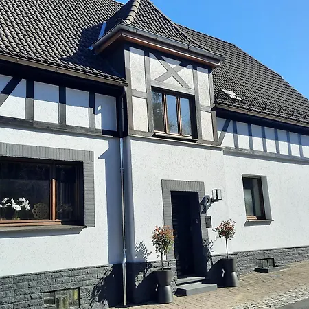 Am Bach Holiday home *